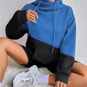 💎 Oversized Blue and Black Long Sleeve Hoodie